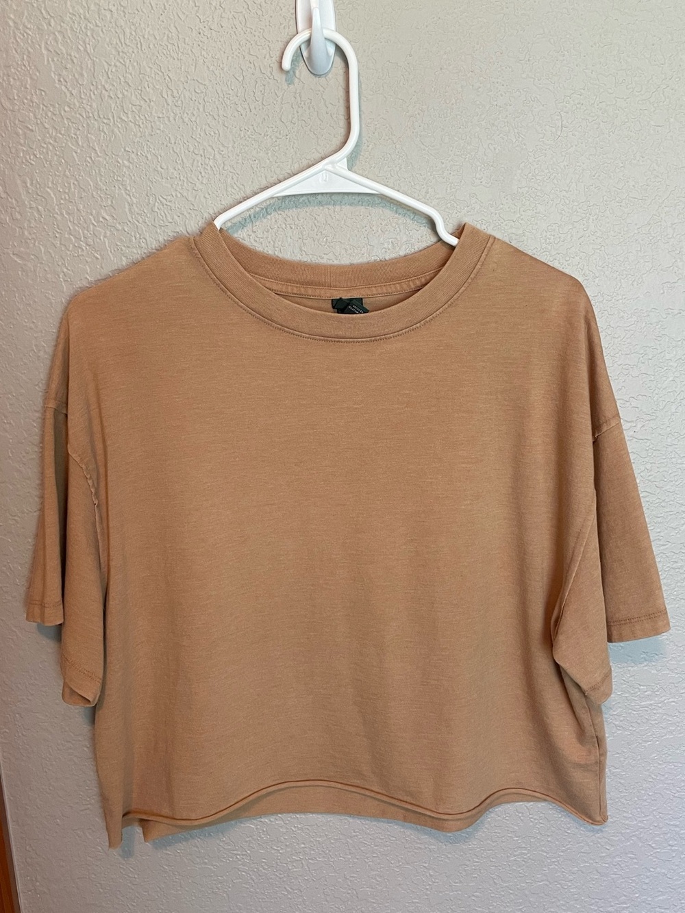 Tan cropped tee